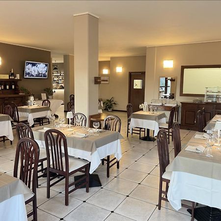 Hotel Villa Liberty Pontecurone Exterior photo