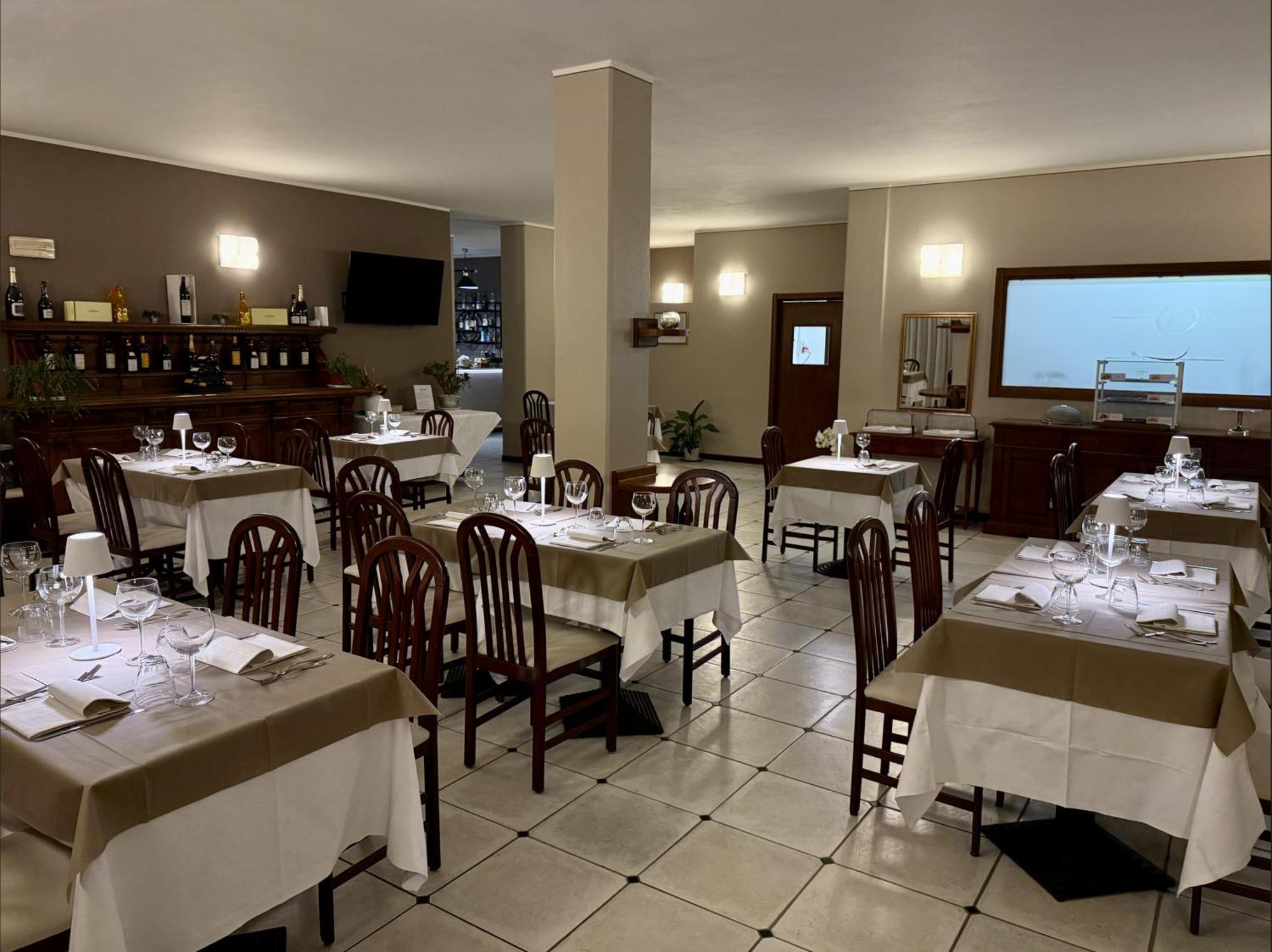 Hotel Villa Liberty Pontecurone Exterior photo
